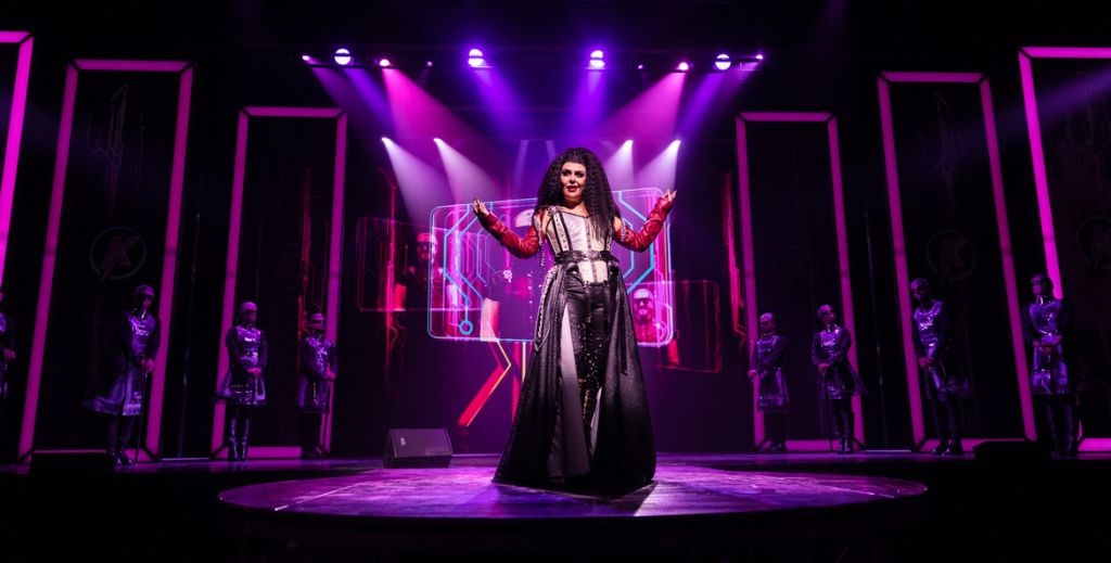 Musical We will rock you - Mamá Tiene un Plan.