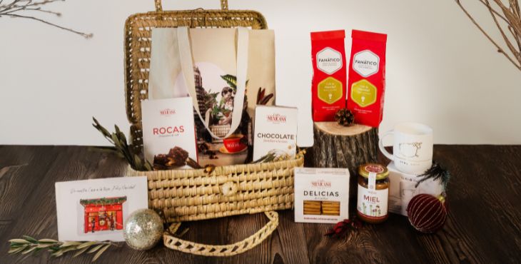 Ideas para regalar a mamás y papás en Navidad_Mamá tiene un Plan