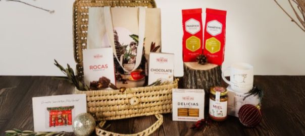 Ideas para regalar a mamás y papás en Navidad_Mamá tiene un Plan