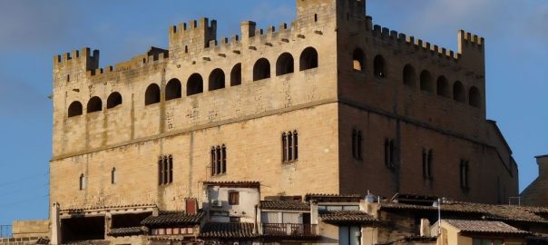Castillo de Valderrobres en Teruel - Mamá Tiene un Plan.