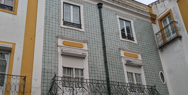 Visitar la localidad portuguesa de Évora, un planazo en familia a sólo 4 horas de Madrid