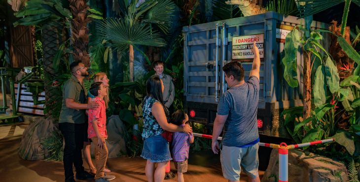 5838_5_dinosaurios-con-ninos-en-madrid-mamátieneunplan-05-jurassic-world-the-experience.jpg