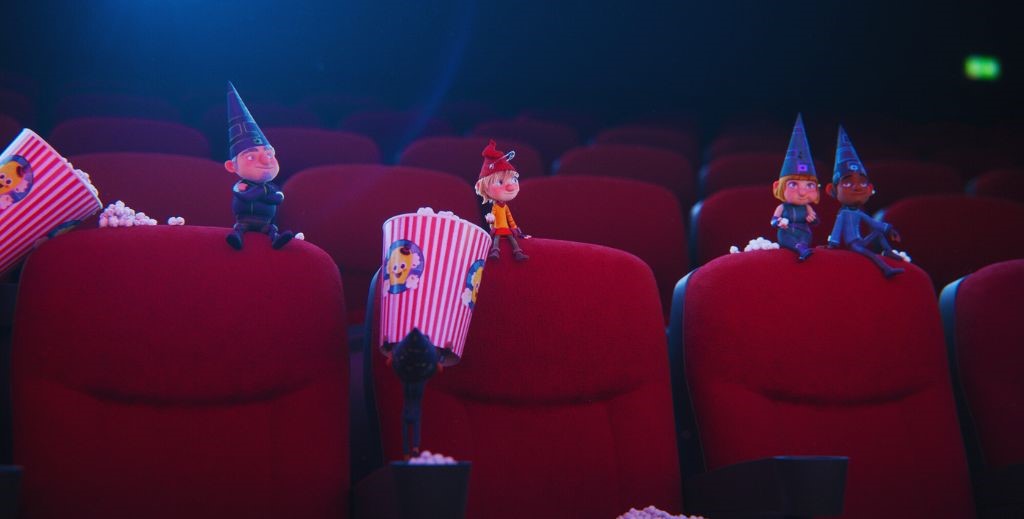 5899_9_estrenos-de-cine-familiar-mamatieneunplan-10-los-super-elfkins.jpeg